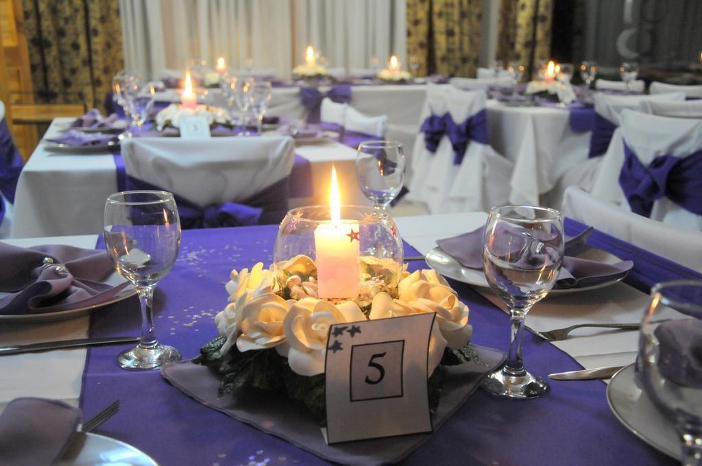 וילה לה אנגוסטרה Apart Hotel Y Hosteria Del Sir מראה חיצוני תמונה