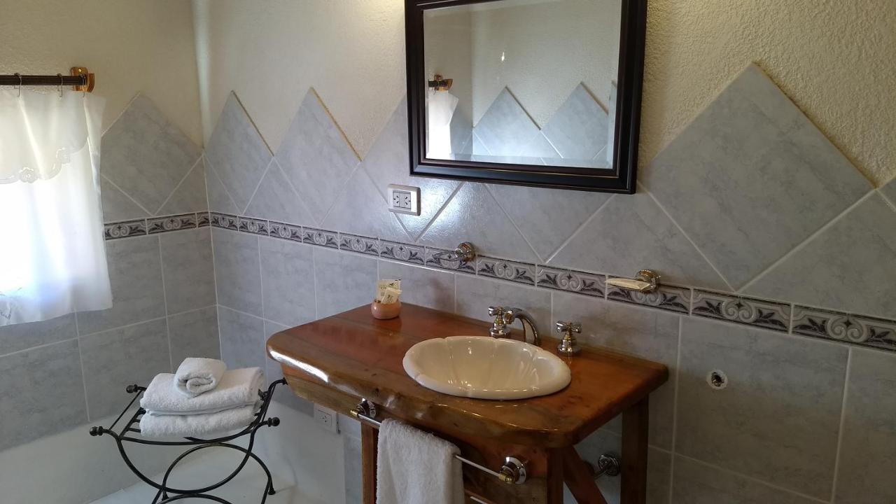 וילה לה אנגוסטרה Apart Hotel Y Hosteria Del Sir מראה חיצוני תמונה